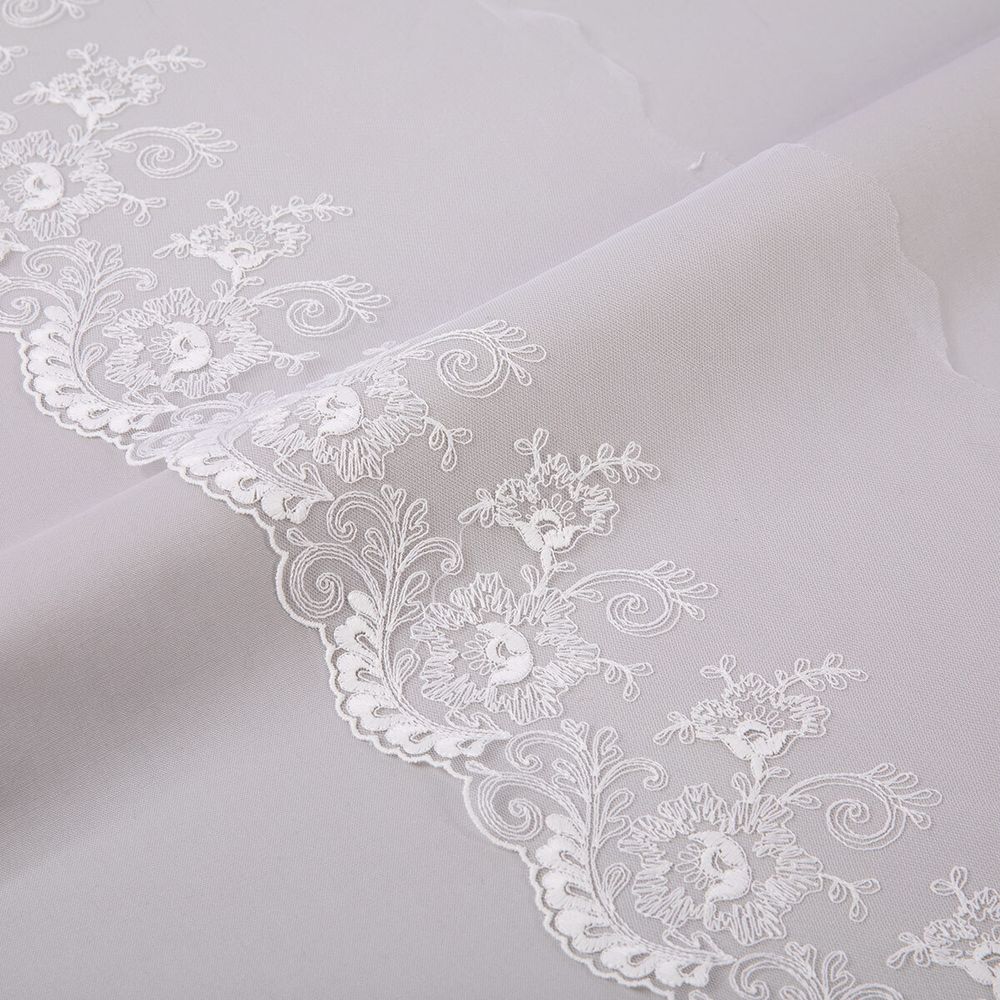 Кружево на сетке широкое 190 мм / 10 м, кремовый, Gamma GKMB-19001M