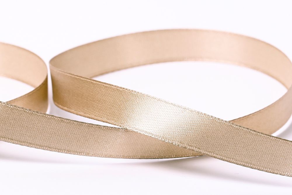 Лента атласная 1-сторонняя 12.0 мм / 33±2 метра, №060 бежевый, в термоплёнке, Gamma