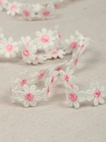 Кружево гипюр (плетёное) ромашка 15 мм / 13.71 метра, TBY.12243/1, цв.белый+розовый, Kruzhevo