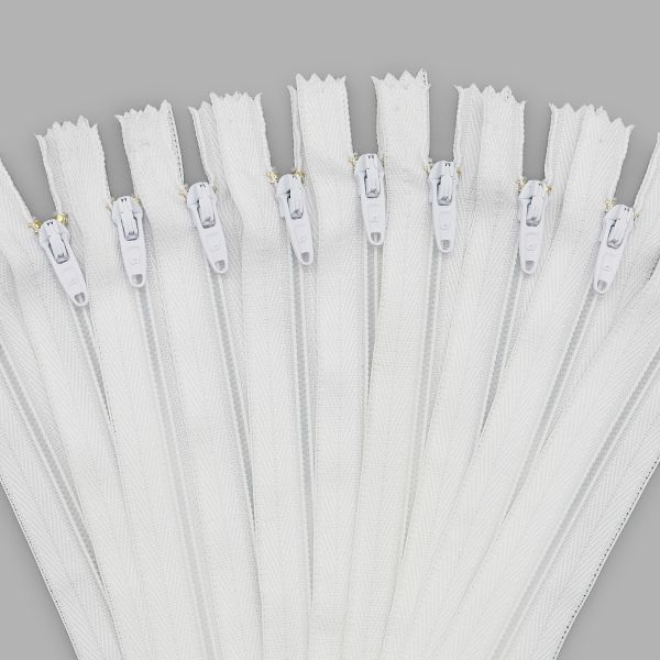 Молния спираль (витая) брючная Arta Т4 (4 мм) 1 зам., н/раз., 20 см, цв. 501 белый, уп.10 шт