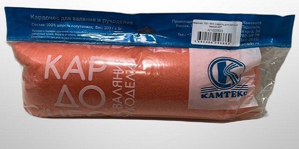 Шерсть для валяния Камтекс кардочес Мини 100% полутонкая шерсть 100 г, 037 персик