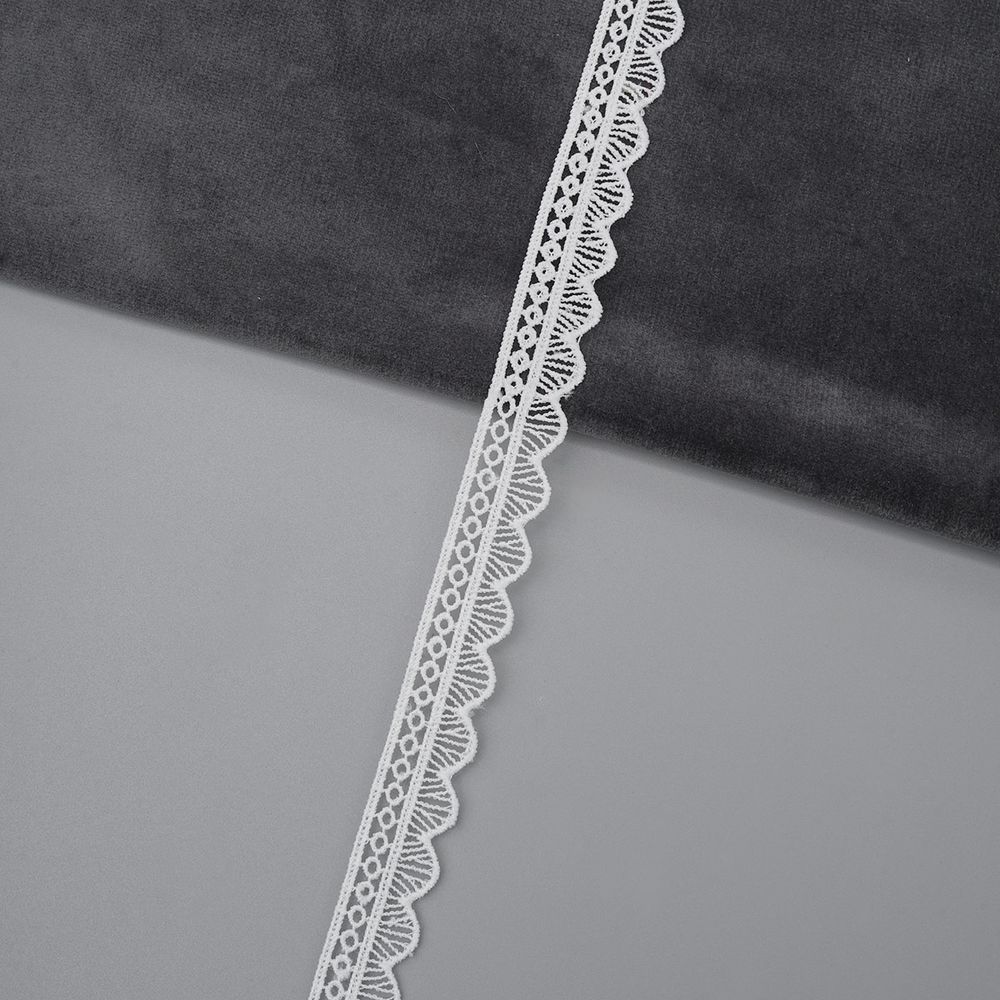 Кружево гипюр (плетёное) 15 мм, / 13.71 метра, белый