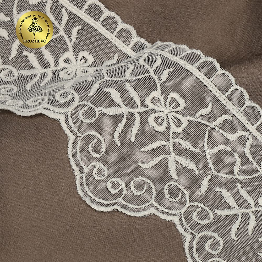 Кружево на сетке широкое 110 мм, 40485, цв.W0115 молочный уп.13.7м, Kruzhevo