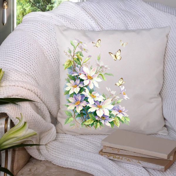 Набор для вышивания нитками Чудесная игла, Клематисы, 28х39 см