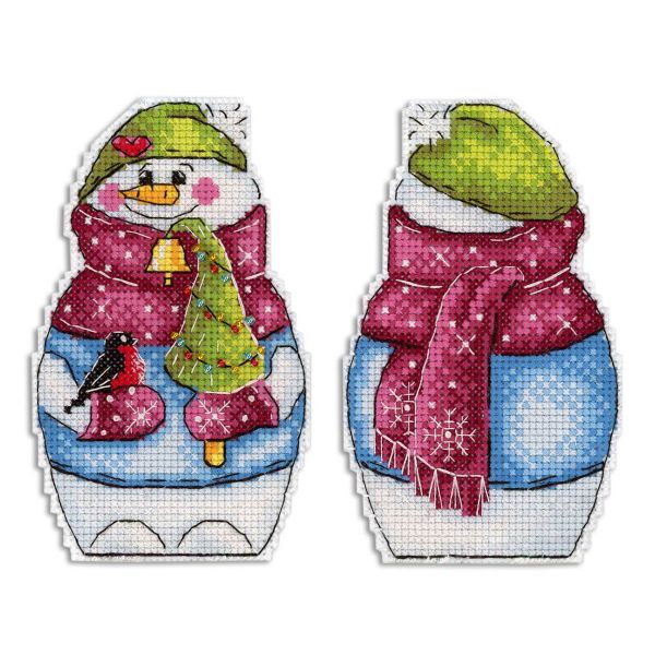 Набор для вышивания нитками МП Студия, пласт.канва Снеговик с елочкой 12,5х7,5 см