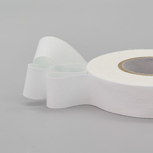 Лента клеевая тканая для кожи и меха 20 мм, белый, уп.18,28 м