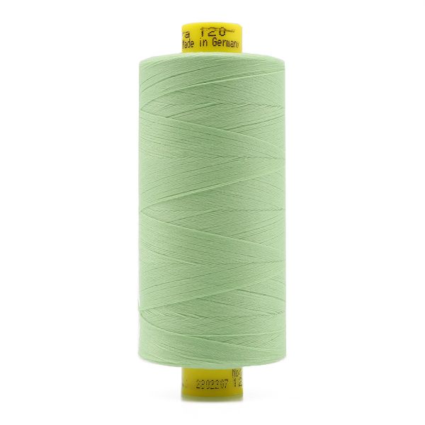 Нитка универсальная Gutermann Mara 120/2, 1000 м, 700207, 152 бл.салатовый, 1 катушка