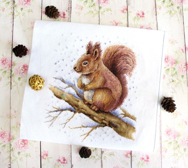 Набор для вышивания нитками МП Студия, Пушистая красавица, 24х21 см