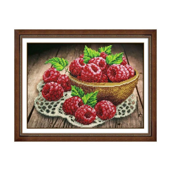 Набор для вышивания бисером Паутинка, Ягодка малинка 28х20 см, 616197