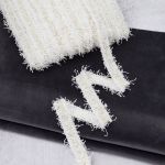 Тесьма отделочная твидовая 25 мм / 41.14 метра, с люрексом, белый/золото, 3Al280