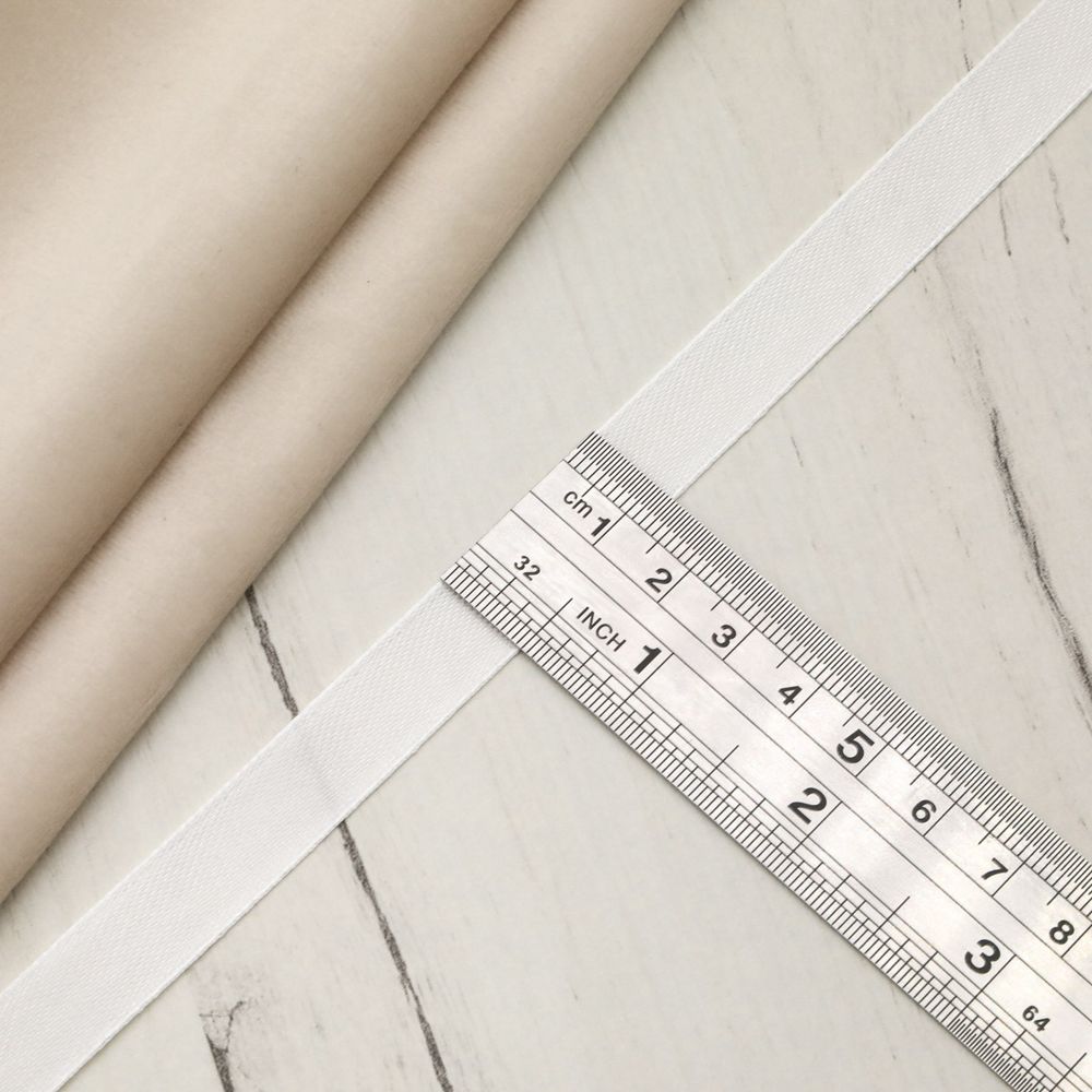 Лента атласная 1-сторонняя 12.0 мм / 22.86±1 метров, 002 белый, Globus