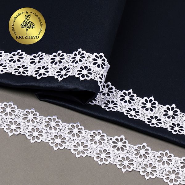 Кружево гипюр (плетёное) 44 мм, диз. 133, цв.4 белый, уп. 9 м, Kruzhevo