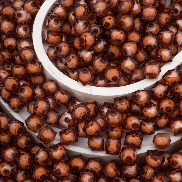 Бусины акрил ⌀10 мм, 500 г, в цвете с белой сердцевиной, граненый куб, 52 коричневый, Astra&Craft