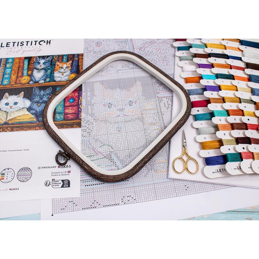 Набор для вышивания нитками LetiStitch L9917, Книжная полка 32х22см