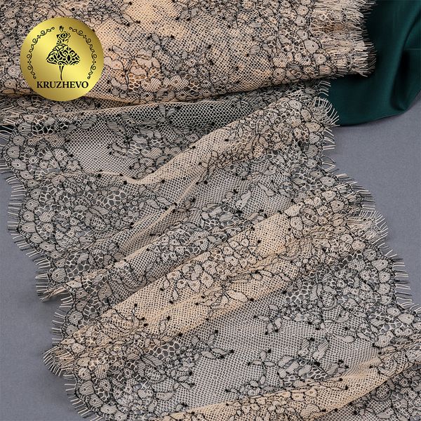 Кружево шантильи (реснички) 220 мм, диз. 221, цв.3 экрю уп. 15 м, по 3 м, Kruzhevo