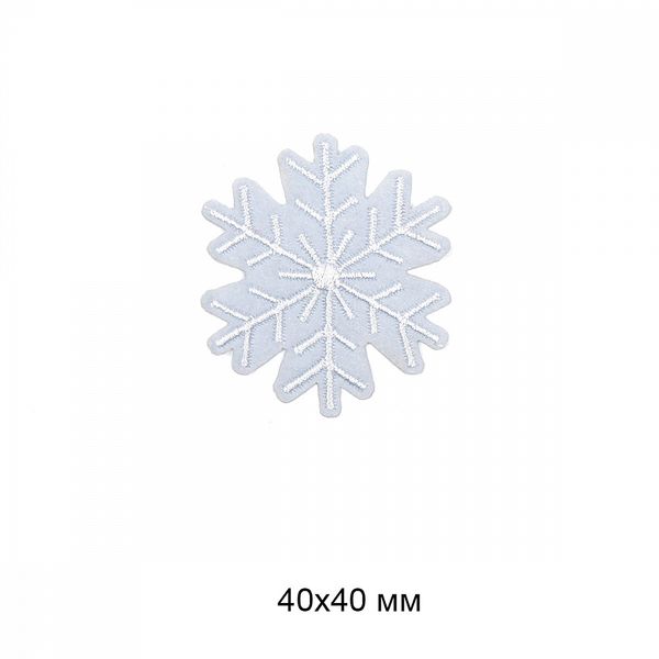 Термоаппликация вышитая Снежинки 4х4см цв.голубой, 10 шт
