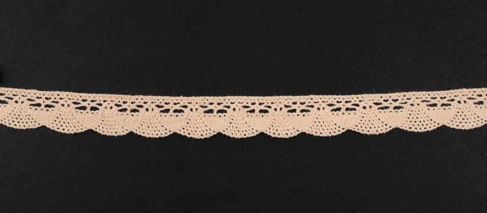 Кружево вязаное (тесьма) 20 мм, цв.св.персиковый, Alfa, 25 метров, AF-151-023 Кружево вязаное (тесьма) 20 мм, цв.св.персиковый, Alfa, 25 метров, AF-151-023