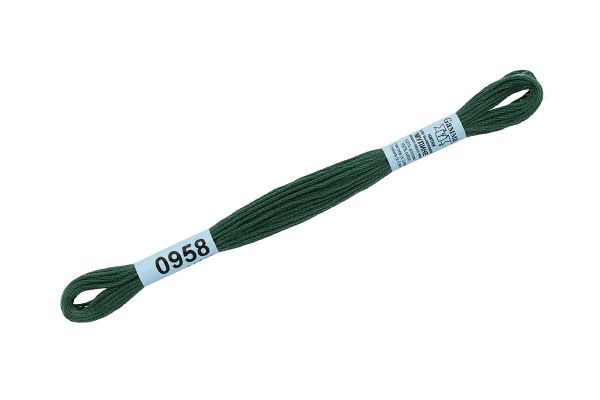 Мулине Gamma 100% хлопок, цв.0958 т.сер-зеленый, 24 мотка по 8 метров