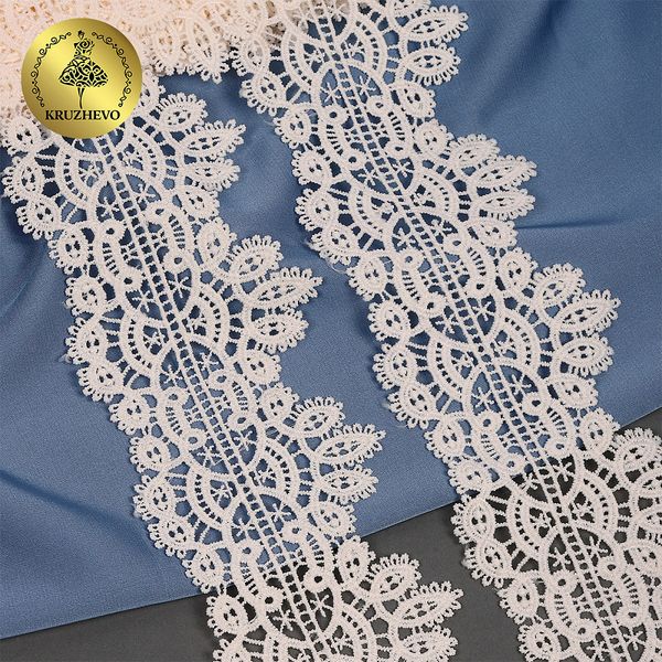 Кружево гипюр (плетёное) 70 мм / 13.71 метров, TBY.SUN.11, цв.F102 молочный