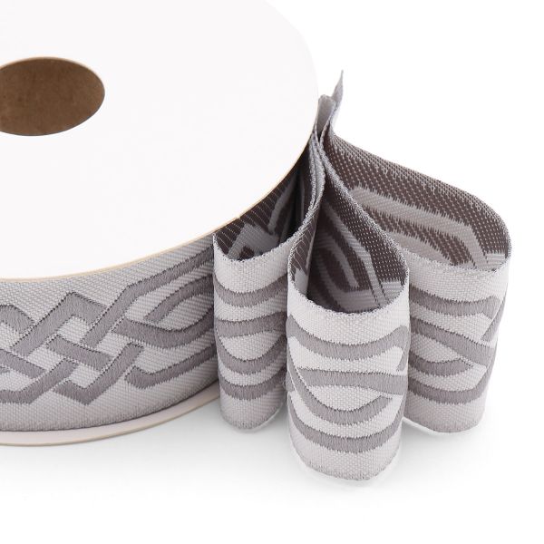 Лента (тесьма) жаккардовая 35.0 мм / 10±0.5 метров, бордюр Кельтский орнамент 35272 V4 серый