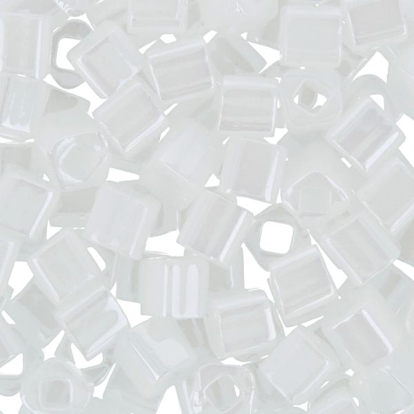 Бисер Toho Cube 3 мм, 500 г, 0121 белоснежный/перламутр