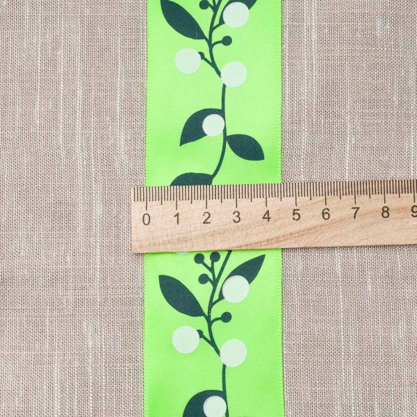 Лента атласная с рисунком 45.0 мм / 22.5±1 метров, Ягодная ветвь, зеленый, Globus