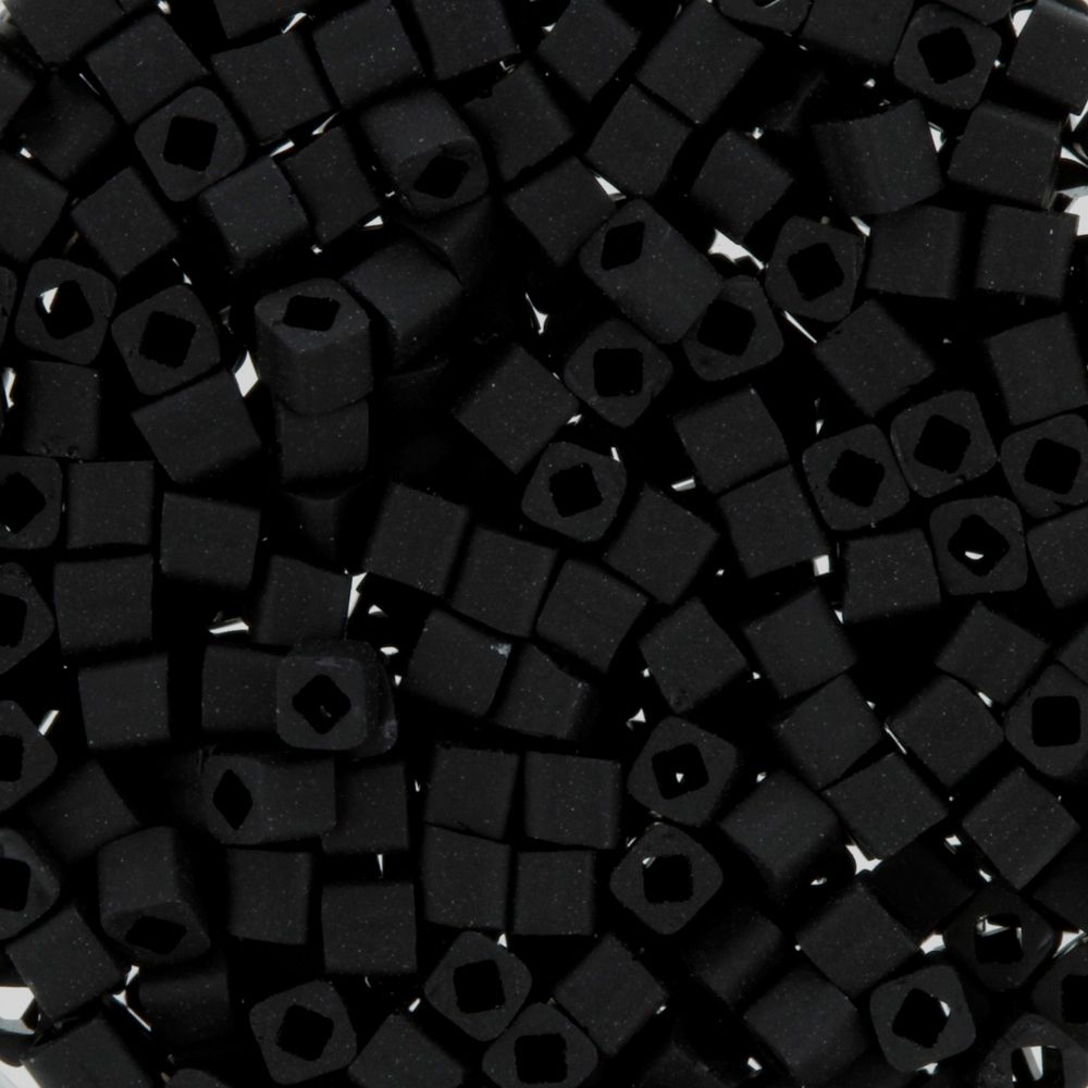 Бисер Toho Cube 1 (1.5 мм), 5х5 г, 0049F черный/матовый