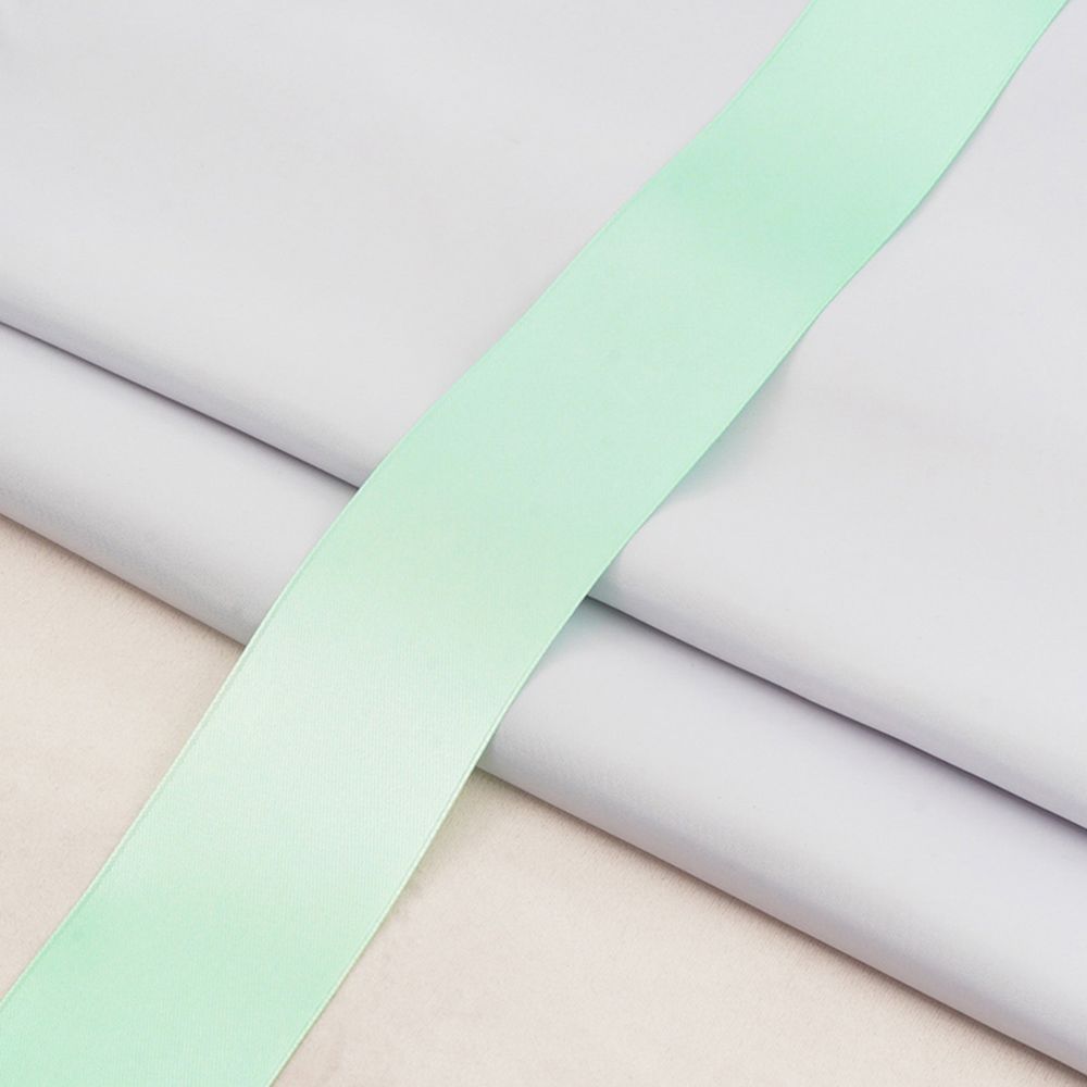 Лента атласная 2-сторонняя 38.0 мм / 22.86±1 метров, C1153 мятный, 6102-0015, Globus