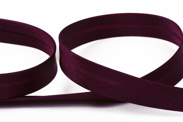 Косая бейка атласная 15 мм / 132±1 метра, 116 т.лиловый, Gamma GK-15P