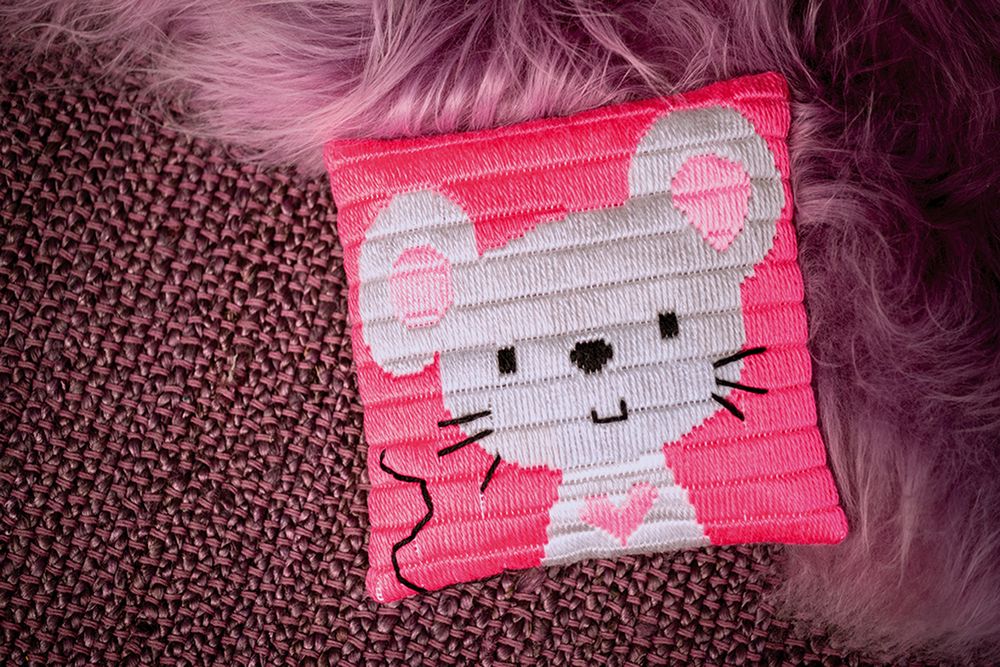 Набор для вышивания нитками Vervaco, Маленькая мышь, 25х25 см