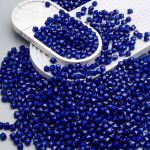 Бусины акрил ⌀10 мм, в цвете с белой сердцевиной, граненый куб, 500 г, Astra&Craft (26 темно-синий)