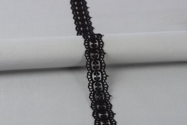 Кружево гипюр (плетёное) 28 мм / 10 м, GP002BL черный, Gamma GGM-2802