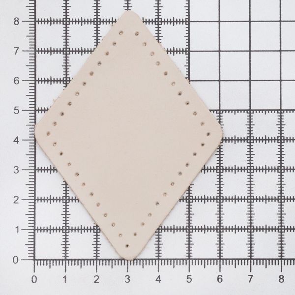 Заплатки пришивные из кожи, ромб 6х8,4см с перфорацией, 2 шт, 100% кожа, 06 бежевый, 9115