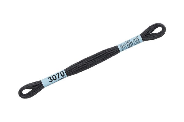 Мулине Gamma 100% хлопок, цв.3070 т.серый, 24 мотка по 8 метров