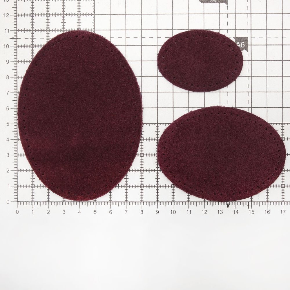 Набор заплаток пришивных из замши, овал 4х5,5см, 6х8,2см, 8х10,9см, с перфорацией, 3 шт (31 бордовый), 59404