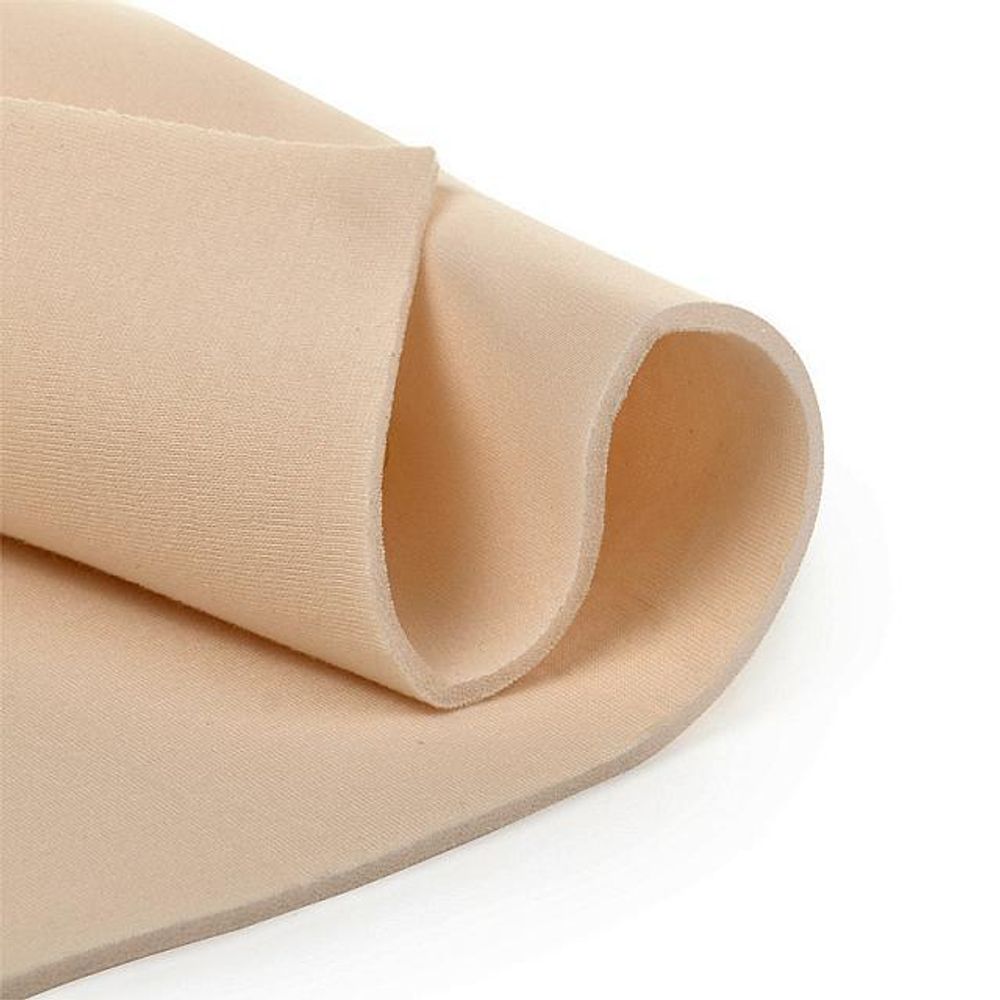 Бельевой поролон ламинированный 3мм шир.150см, В 303а, 126 бежевый рул.20м Бельевой поролон ламинированный 3мм шир.150см, В 303а, 126 бежевый рул.20м