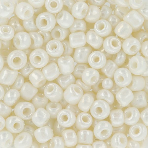 Бисер Zlatka 8/0 (2.9 мм), 100 г (10х10 г), №0964 молочный, GR