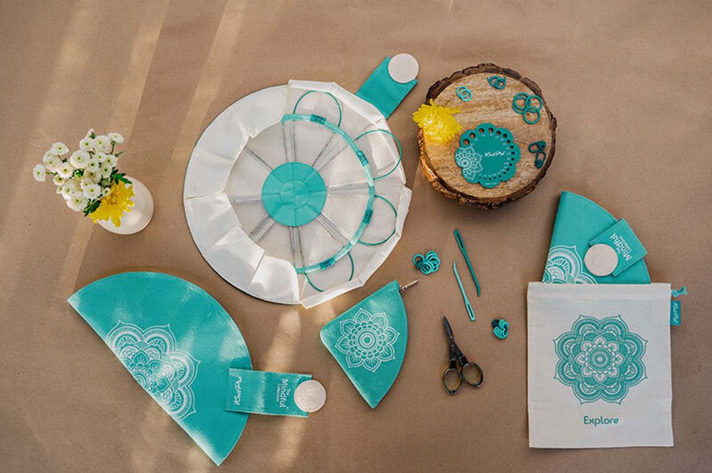 Набор круговых спиц Knit Pro Mindful Explore (Исследовать) нержавеющая сталь, пластик, серебристый, бирюзовый, 8 видов спиц в наборе, 36320