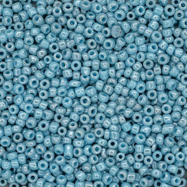 Бисер Astra&Craft 11/0 (2.1 мм), 200 г (10х20 г), цв. 123 св.голубой/непрозр.глянцевый