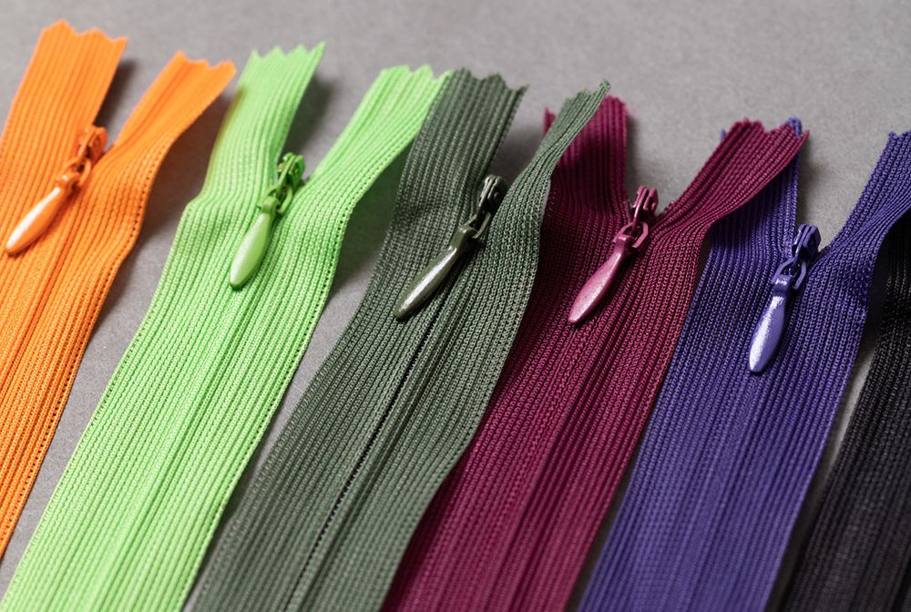 Молния потайная (скрытая) Т3 (3 мм) 1 зам., н/раз., 20 см, пластик, 193 св.бирюзовый, G013P Gamma, 10 шт