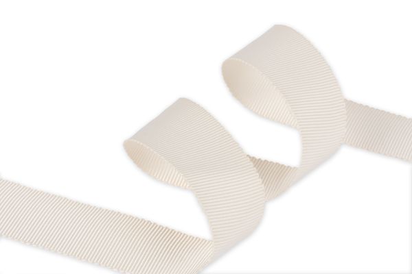 Лента репсовая (в рубчик) с зубчатым краем 25.0 мм, 25±1 метров, 810 слоновая кость, Gamma PTGR-25