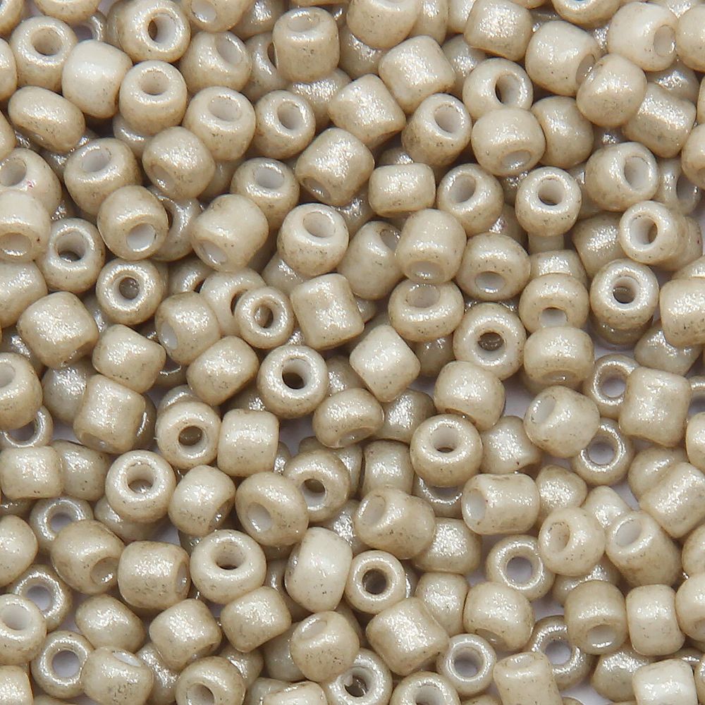 Бисер Astra&Craft 11/0 (2.1 мм), 200 г (10х20 г), цв. 975-О кофе с молоком/непрозрачный, матовый