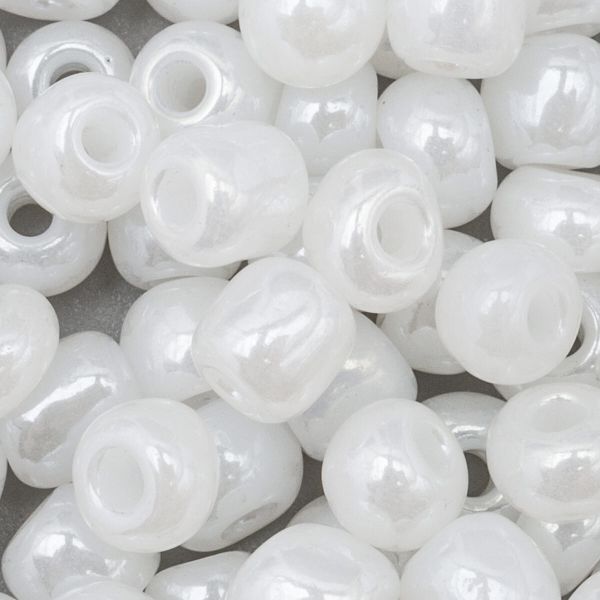 Бисер Astra&Craft 6/0 (4.1 мм), 150 г (10х15 г), цв. 141 белый/жемчужны