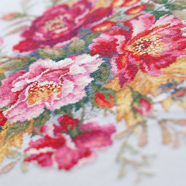 Набор для вышивания нитками Чудесная игла, Магия цветов. Шиповник, 30х30 см