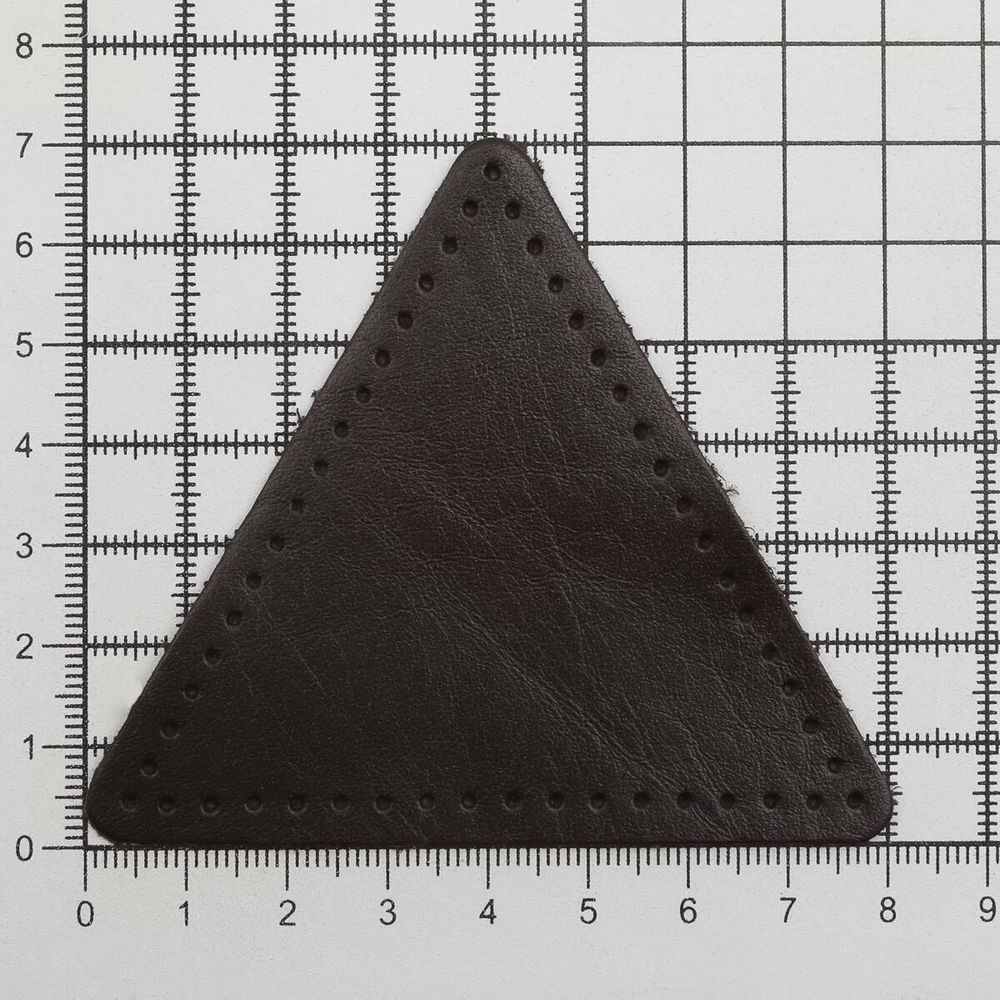 Заплатки пришивные из кожи, треугольник равносторонний 8см с перфорацией, 2 шт, 100% кожа, 03 темно-коричневый, 9126