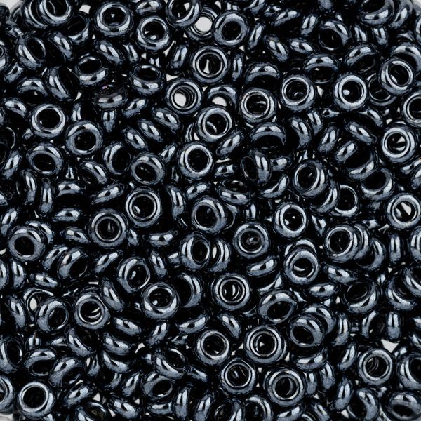 Бисер Toho 8/0 Demi 2 (3 мм), 25 г (5х5 г), 0081 т. серый