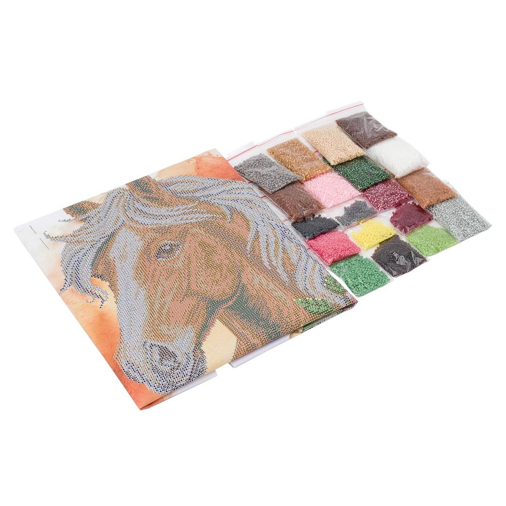 Набор для вышивания бисером Паутинка Б1521, Гнедая 30х40см