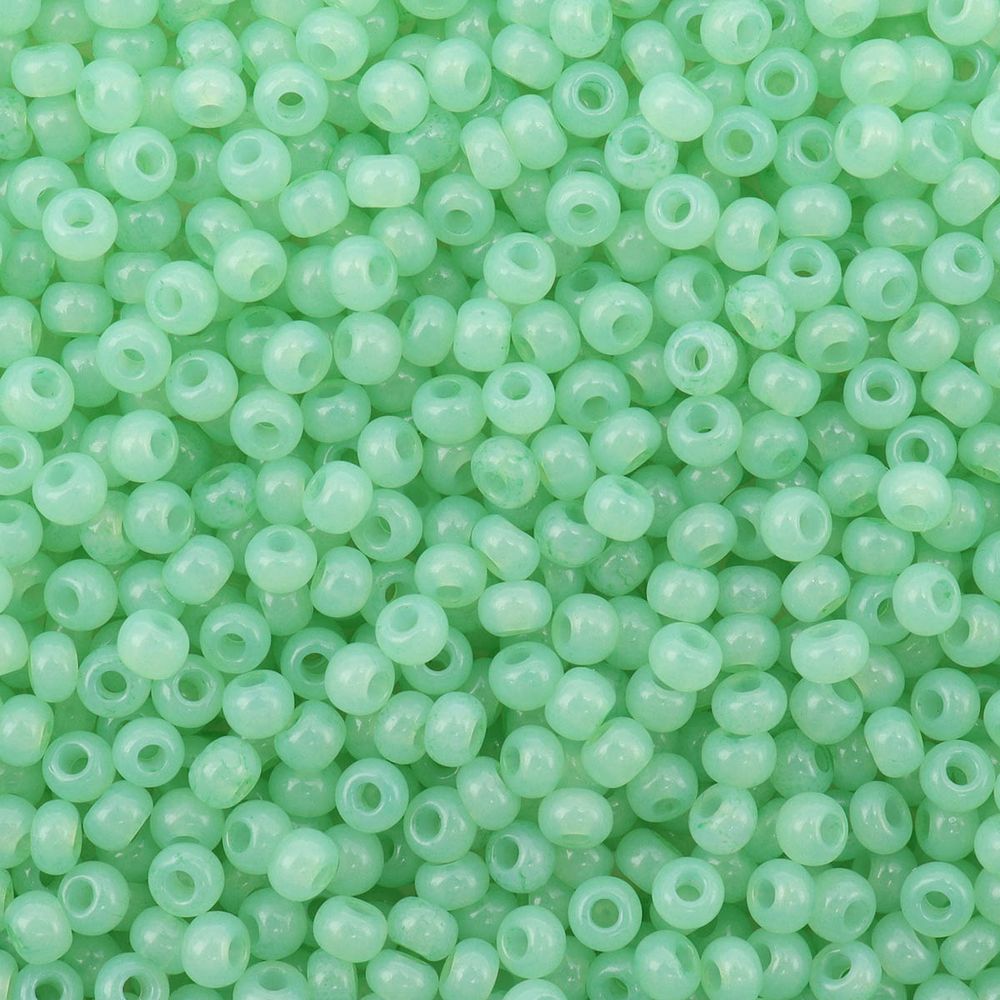 Бисер Preciosa 10/0 (2.3 мм), 500 г, алебастр окрашенный, круг.отв., (02161) 331-19001/10/0