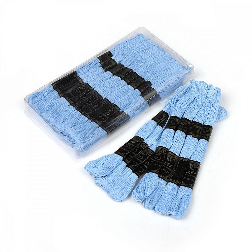 Мулине Ideal, цв.302 голубой, 24 мотка по 8 метров