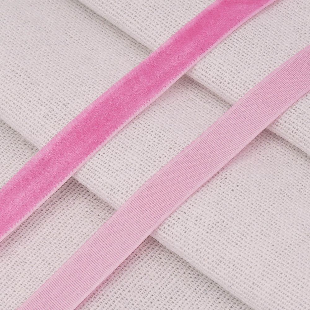 Лента бархатная (тесьма) 09.0 мм / 32.9±2 метров, 0081-1006, 11 малиновый